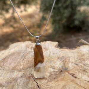 Women’s necklace
