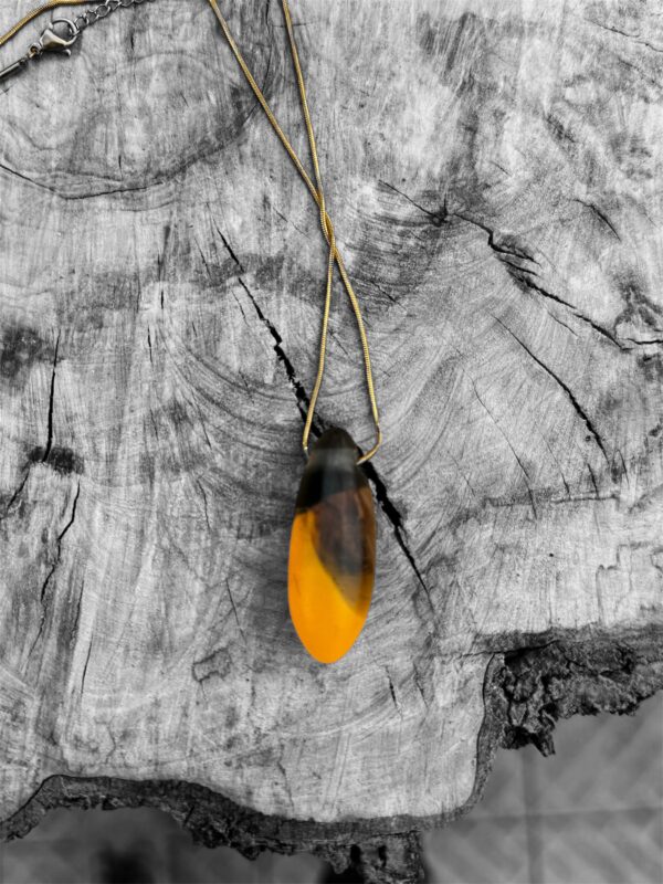 Women’s necklace